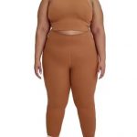 Plus size sports bra & leggings